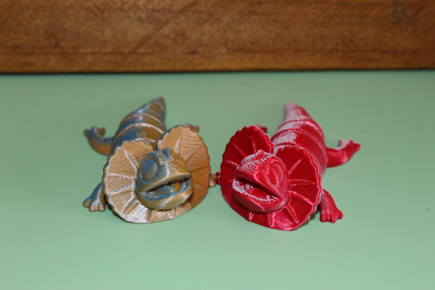 3D-printed Articulated Baby Frilled Neck Lizard